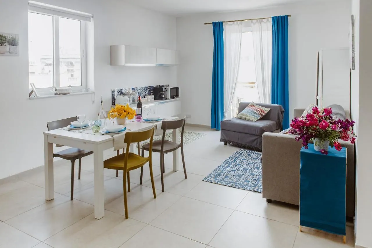 Sliema, Villa Savoia Luxury Apartment For 5 Guests Gzira 0*,  Malta
