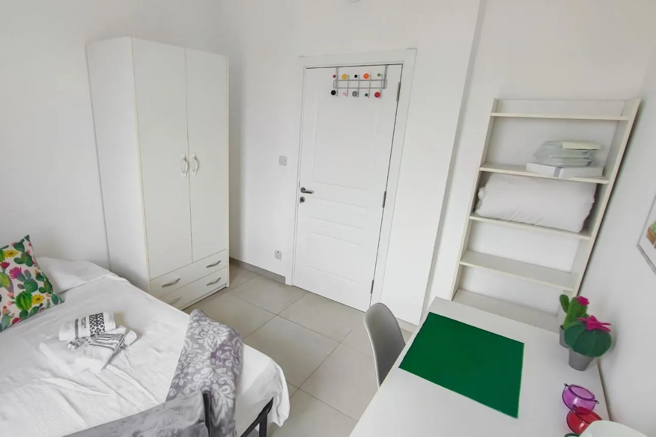 Sliema, Villa Savoia Luxury Apartment For 5 Guests Gzira