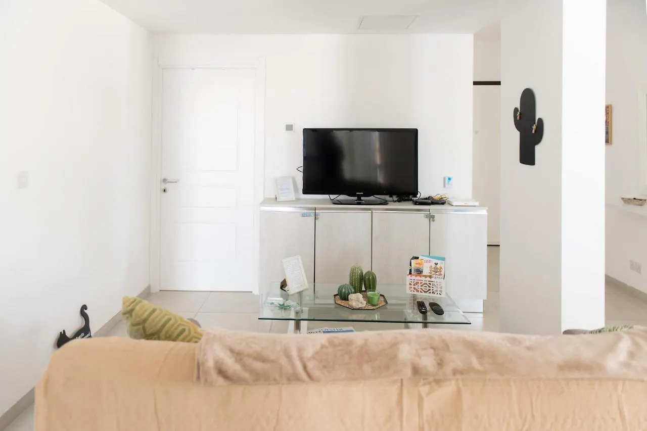 Sliema, Villa Savoia Luxury Apartment For 5 Guests Gzira