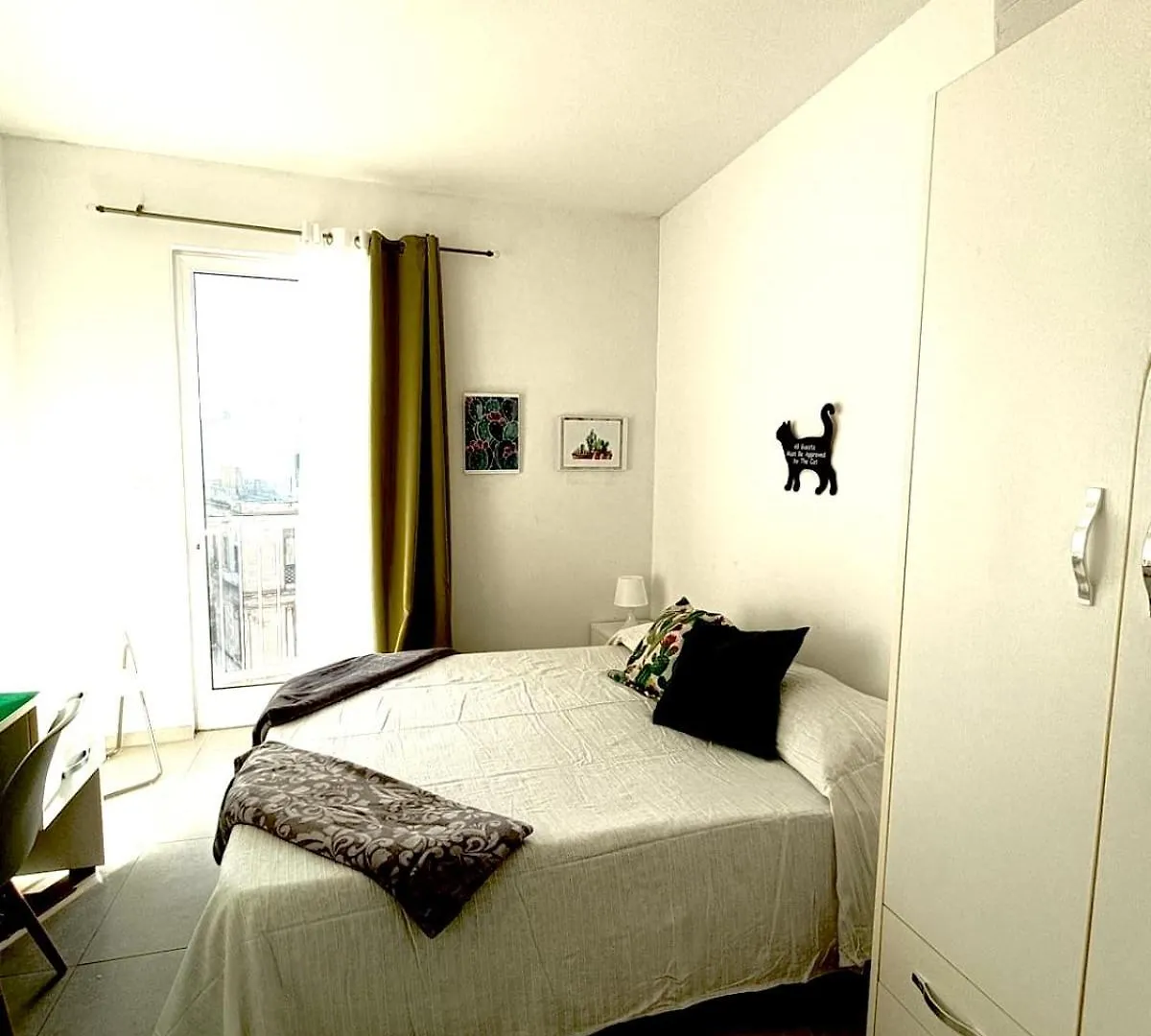 Sliema, Villa Savoia Luxury Apartment For 5 Guests Gzira